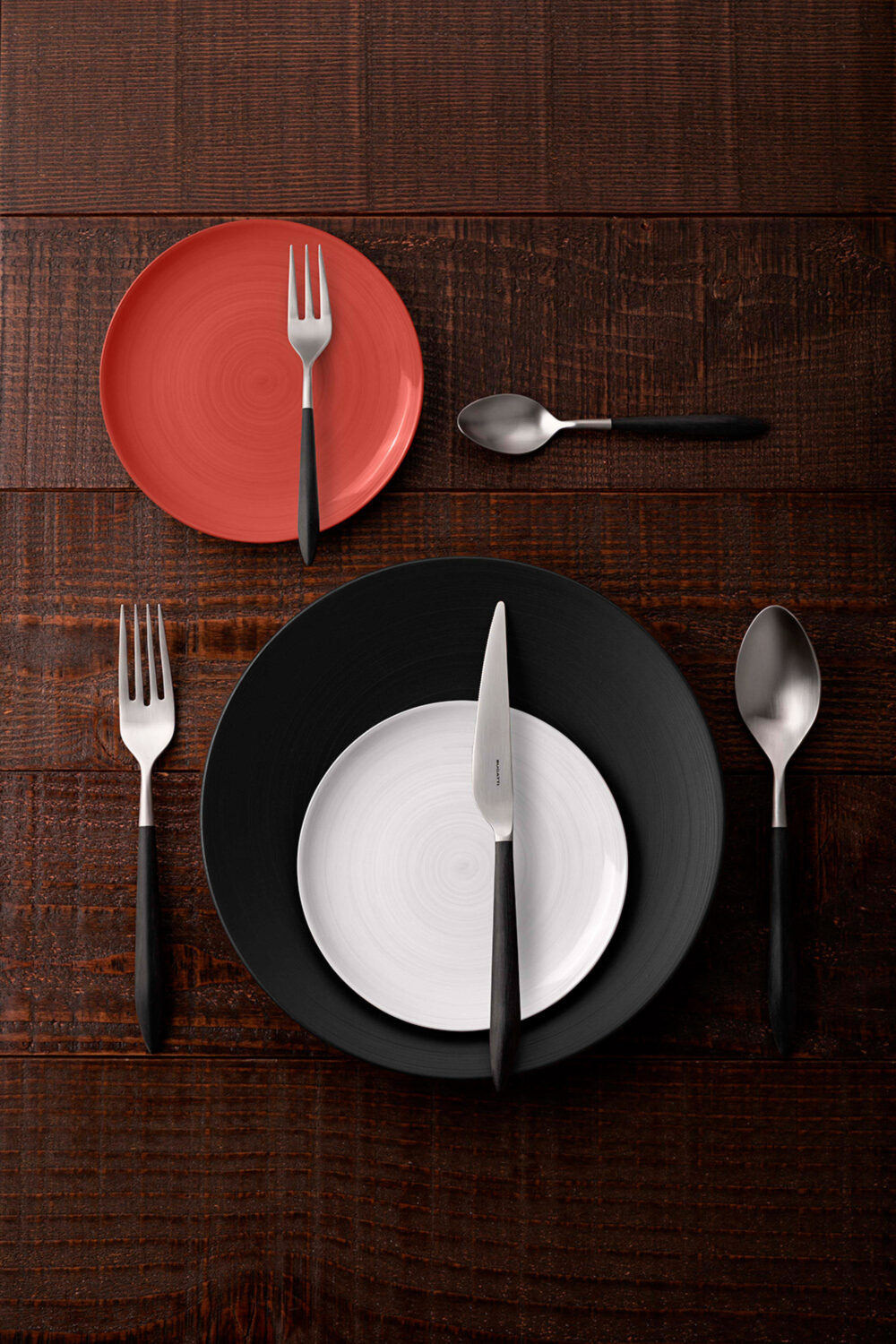 Bugatti ARES 24-Piece Cutlery Set – Black Matte Finish in Wenge Wood Box - Image 3